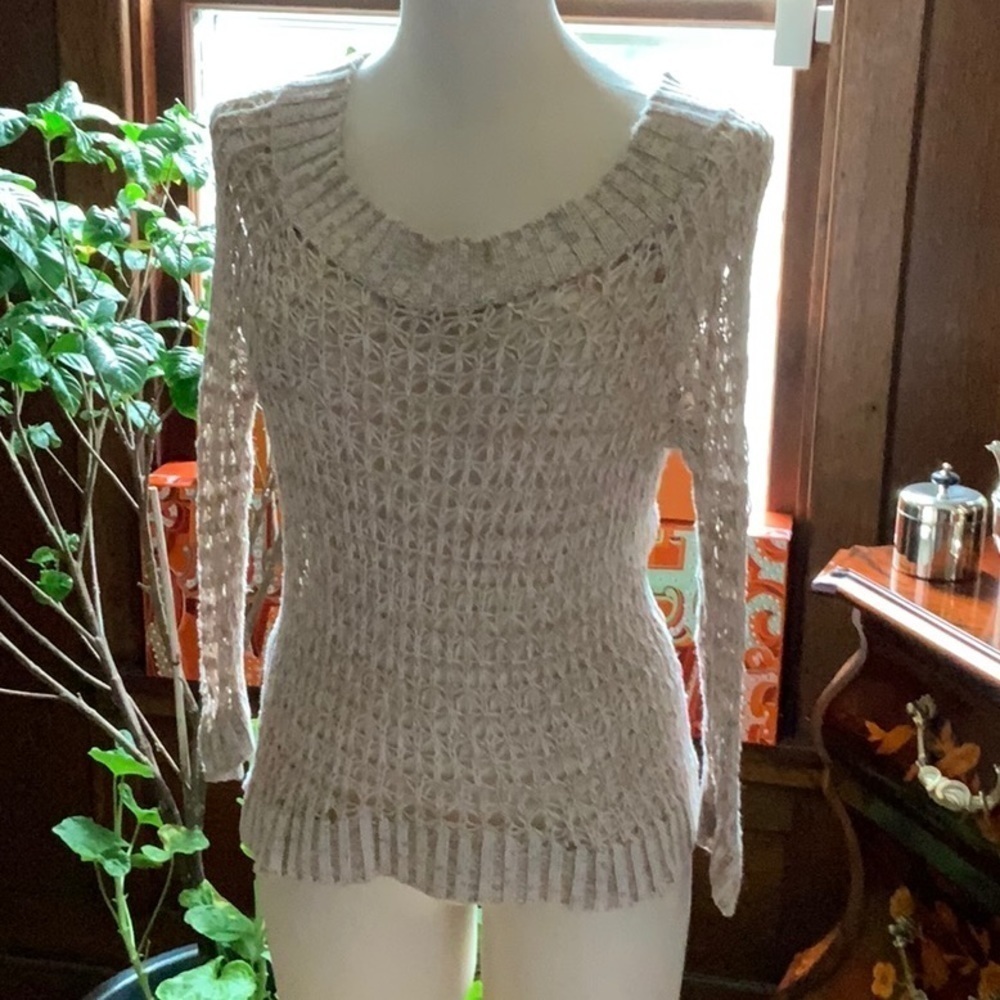 MUDD Fully Sheer Stretch Cotton Blend Top. S/M